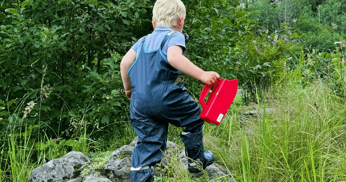 Lek og læring i naturen med Mjær FUS barnehage